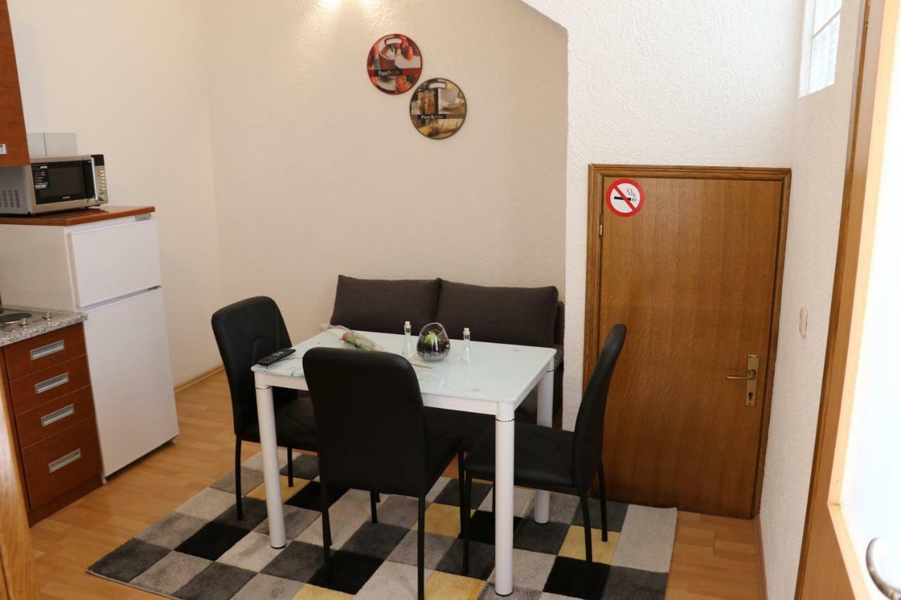 Guesthouse Mario Korenica Exteriér fotografie